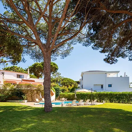626 3 Bedrooms Private Pool Short Walk To The Praca * Vale do Lobo